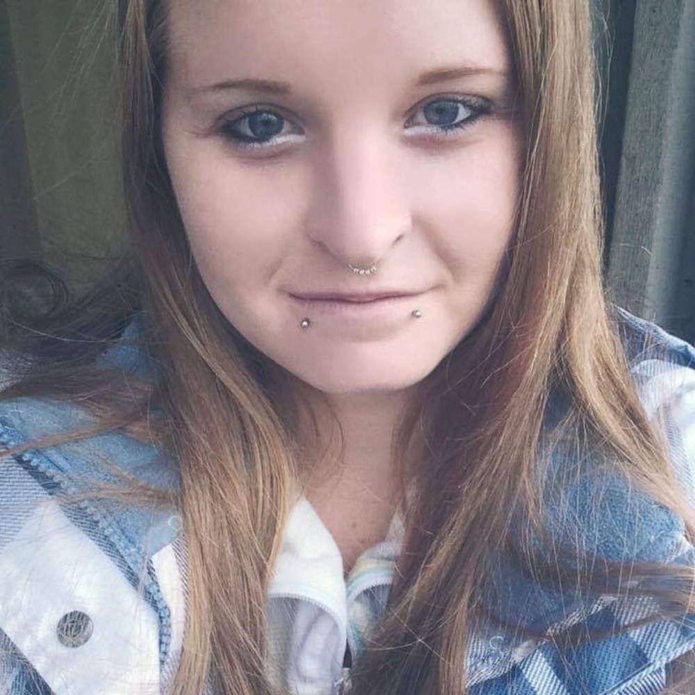 Meet your Posher, Steffie